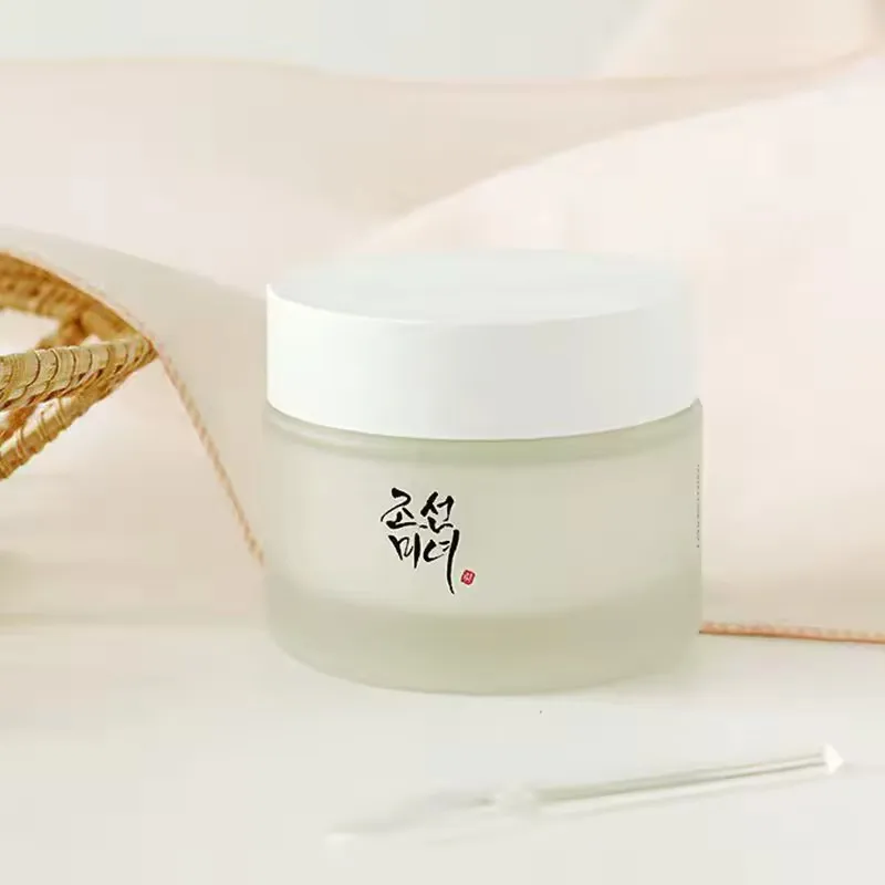 조선 시대의 아름다움을 담은 크림, 피부 보습 및 심층 - Luxury Skincare Brands 리뷰 및 가격